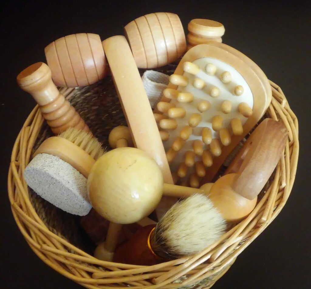 mobile massage, mobile massage, mobile massage, massage table, licensed massage therapist,